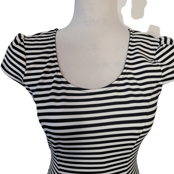 Jodi Kristopher black and white striped dress  size 5/6 - Picture 7 of 10